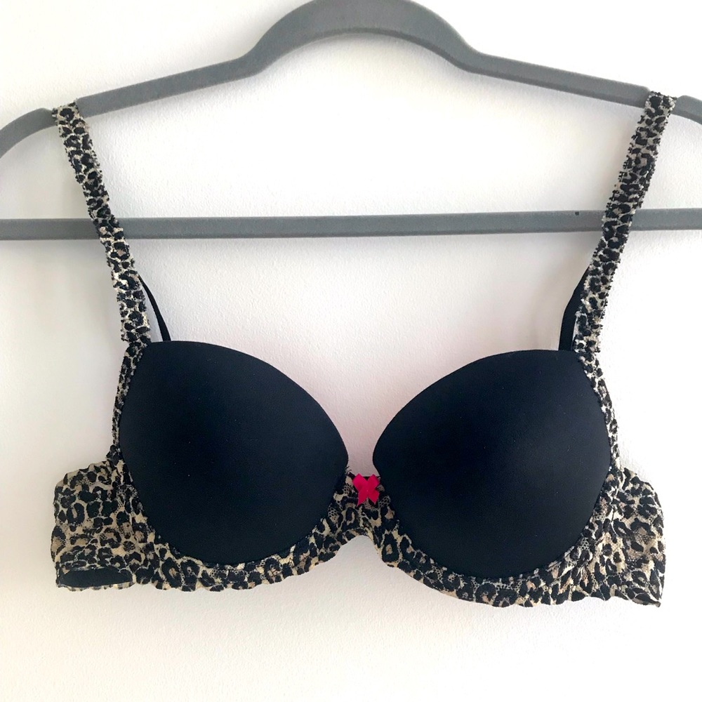 PINK Victoria’s Secret Push-up Demi Bra